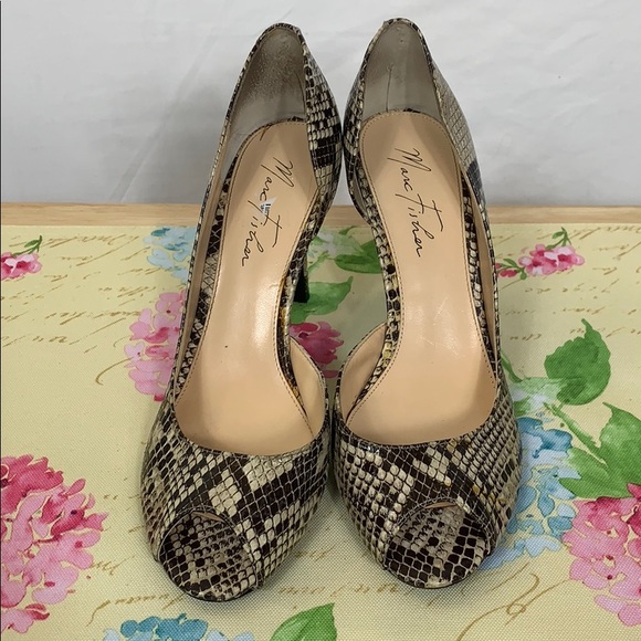 Marc Fisher snakeskin look high heeled shoes 8.5 - Picture 2 of 8